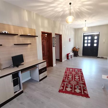 Leatis Apartment Durrës Exterior foto